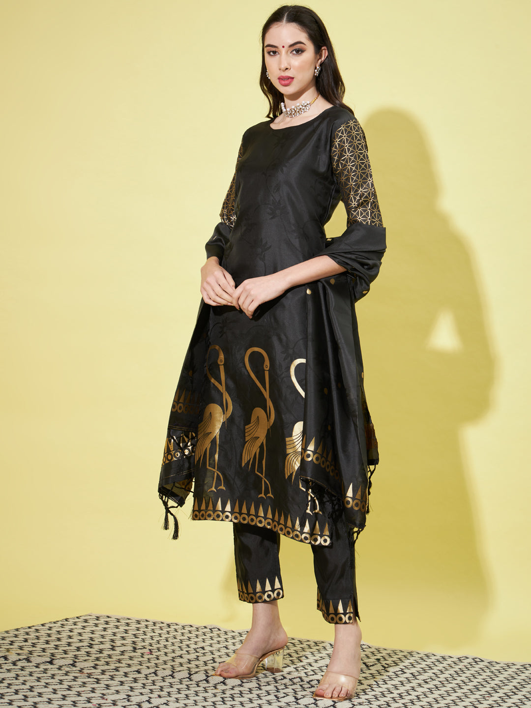 3/4 Sleeve Designer American Crepe Kurti with samosa lace and net  combination at Rs 165 in Surat